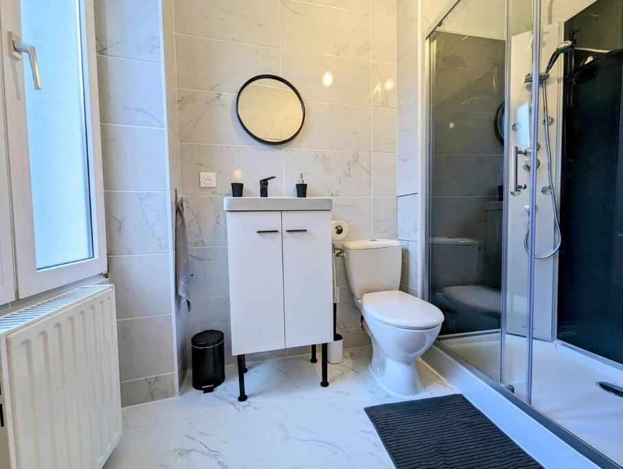 Logement Complet Dijon Centre Jusqu'A 6 Couchages Exterior foto